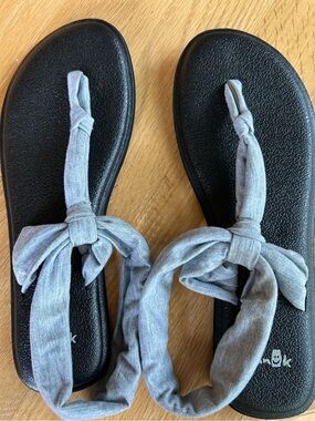 SANUK Yoga Sling Flip Flop Sandals